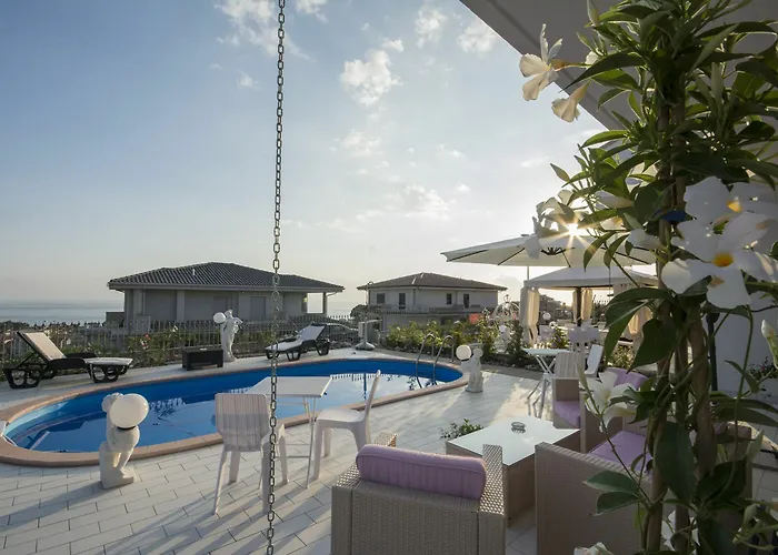 Armonia ヴィラ プラーイア・ア・マーレ